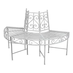 Baumbank-Halbkreis Varda