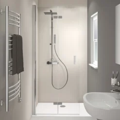 Breuer Drehfalttür Panorama alleinstehend, Anschlag links, alu chromeffekt, grau getönt, 900 mm