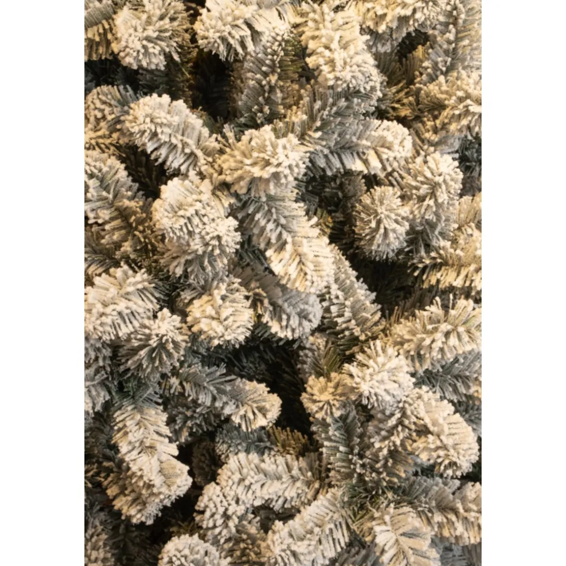 Charlton Weihnachtsbaum grün mit Schneeeffekt 155x91 cm