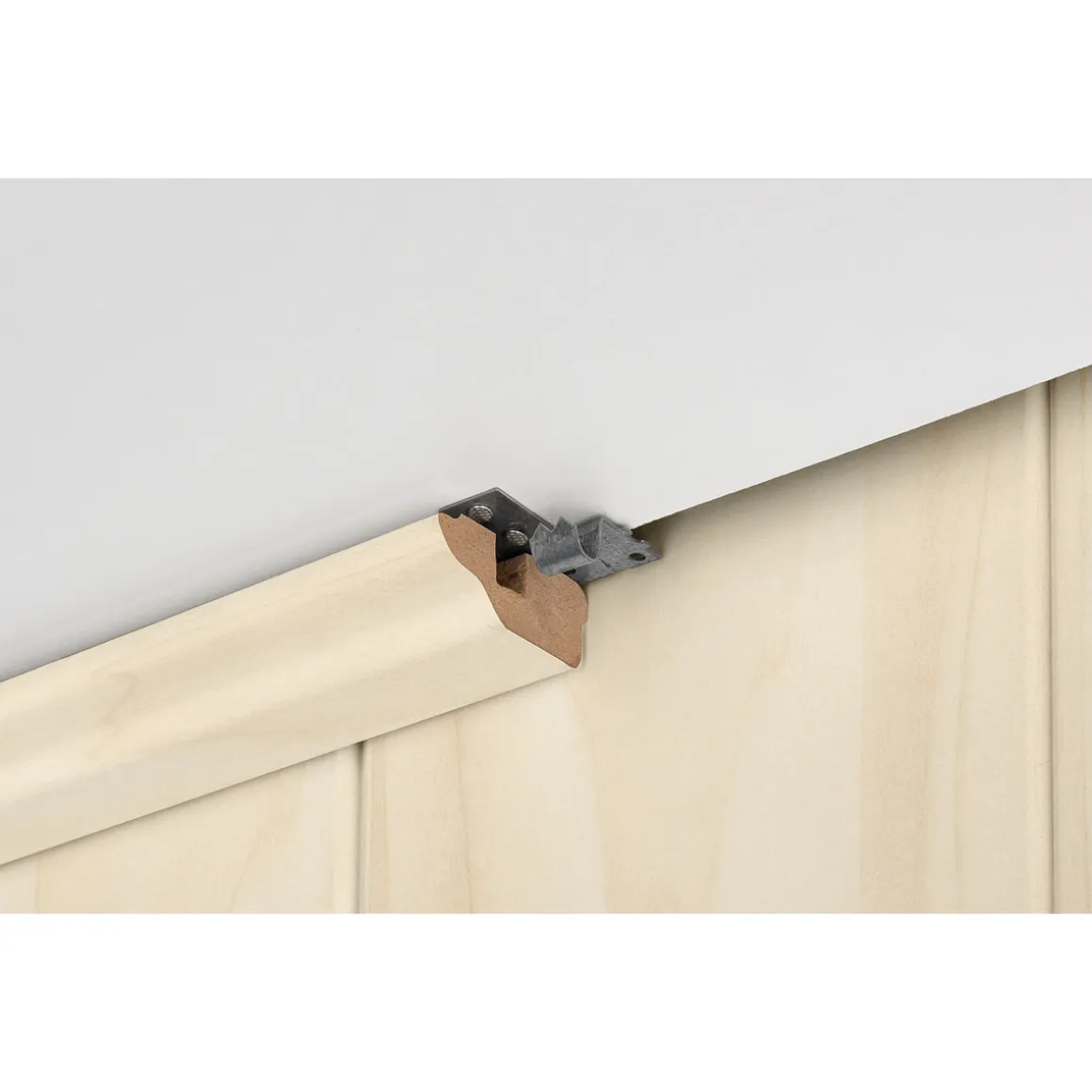 Deckenleiste Birke hell 2,6 m