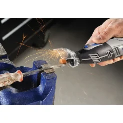 Dremel Akku-Multifunktionswerkzeug 8220-2/45