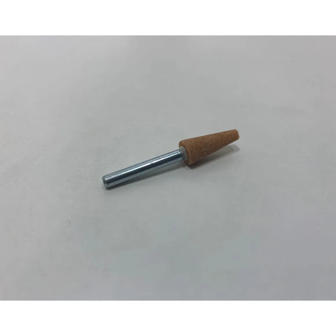 Dremel Aluminiumoxid-Schleifstein Durchmesser 6,4 mm