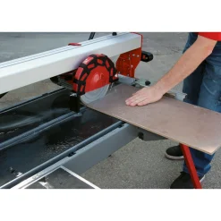 Einhell Radial-Fliesenschneidmaschine TE-TC 920 UL