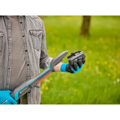 Gardena Akku-Teleskop-Baumschere HighCut 360/18V P4A solo