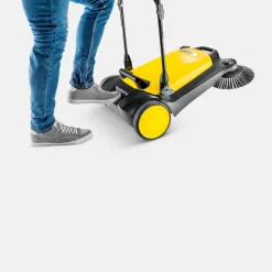 Kärcher Kehrmaschine S4 Twin
