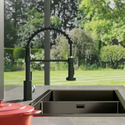 LENZ ND-Spültischamatur Nova mit Brause Schwarz Matt