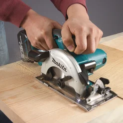 Makita Akku-Handkreissäge DSS501Z 51 mm