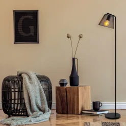 näve Stehleuchte Korie schwarz Metall