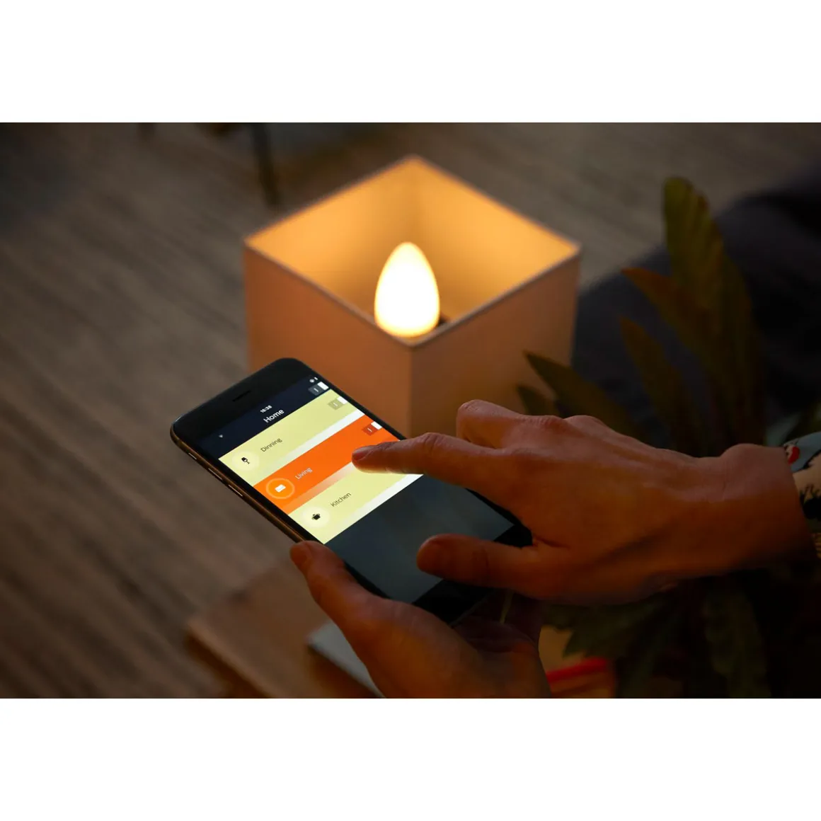 Philips Hue LED-Kerze White und Color 5,3W 2 Stück
