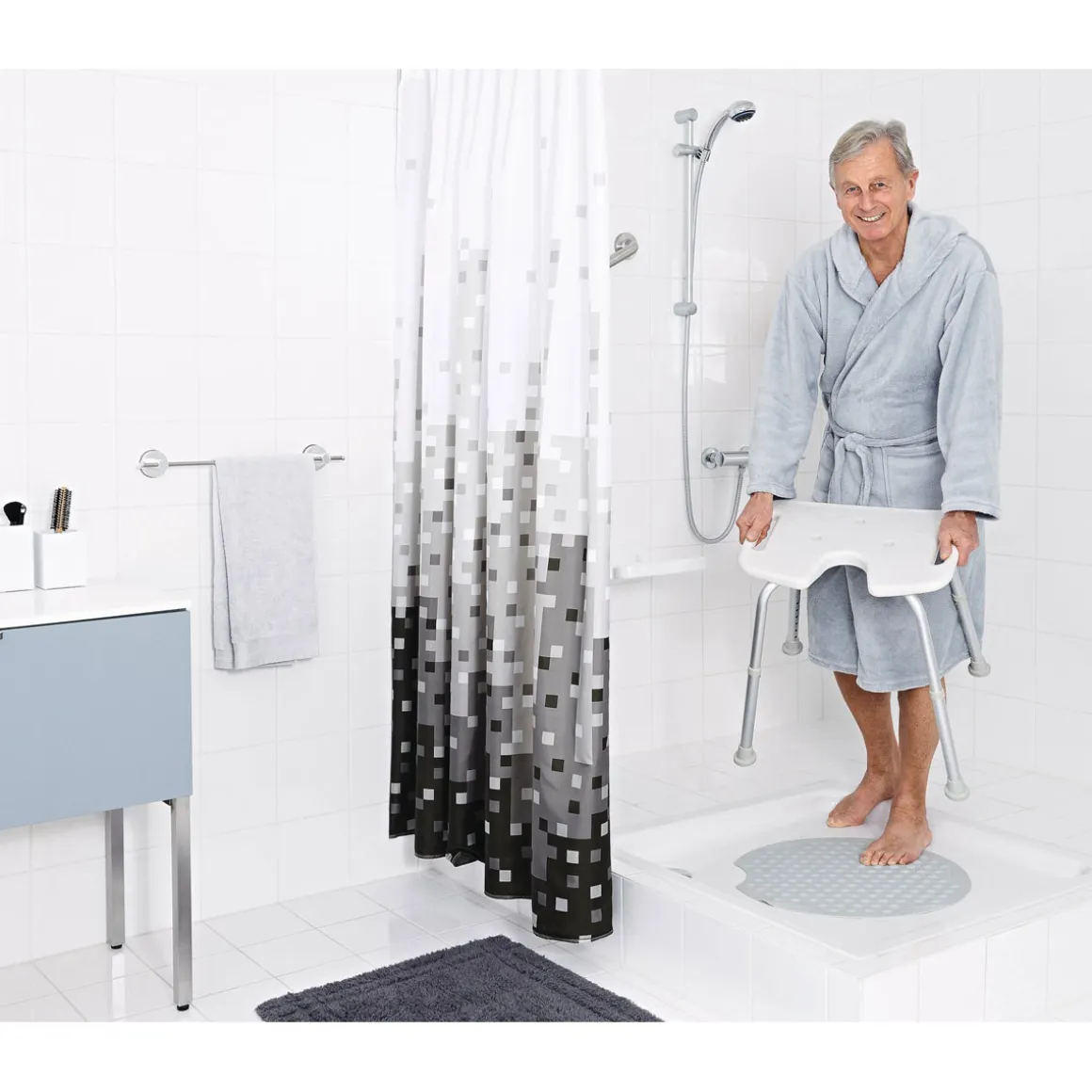 Ridder Bade-/Duschhocker höhenverstellbar mit Hygieneausschnitt