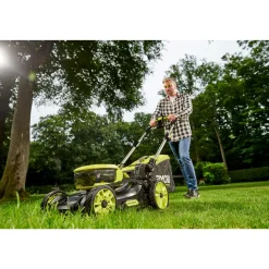 Ryobi Akku-Rasenmäher RY36 LMXSP46A-150 46 cm inkl 5,0 Ah Akku u Ladegerät selbstfahrend