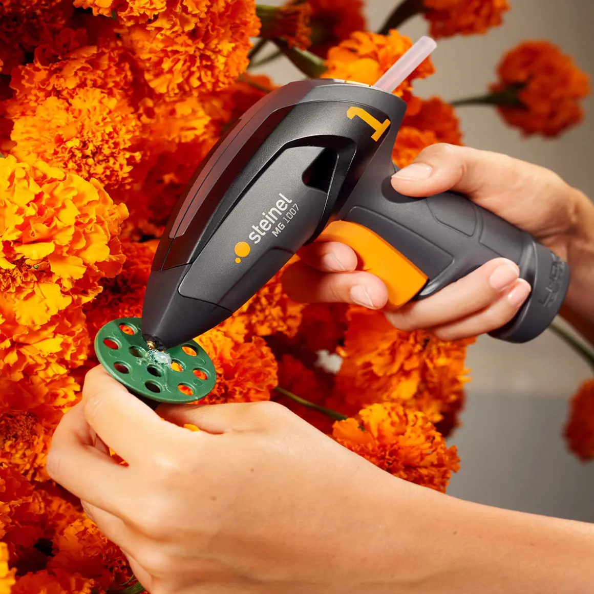 Steinel Akku Klebepistole MobileGlue 1007 mit 7 mm Klebesticks