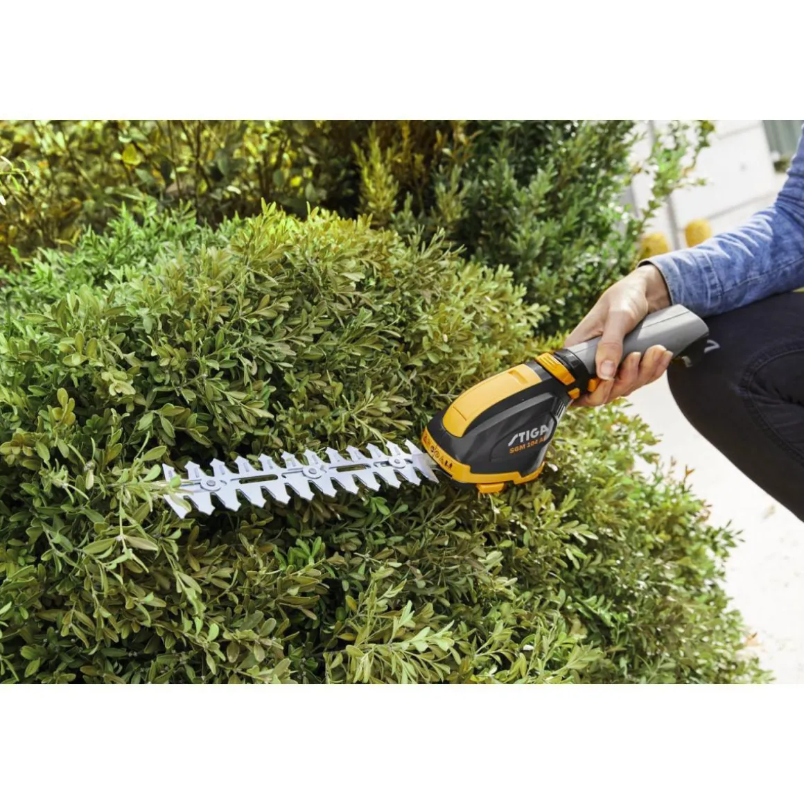 Stiga Akku Gras- und Strauchschere SGM 102 AE