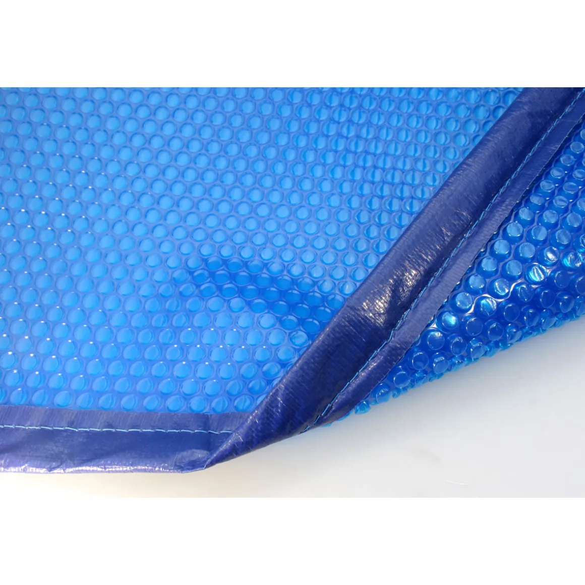 Thermoabdeckplane Durchmesser 350 cm umsäumt Stärke 400 g/m²