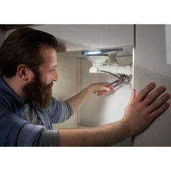 Varta LED-Taschenlampe Work Flex Pocket Light mit Batterien schwarz