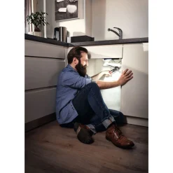 Varta LED-Taschenlampe Work Flex Pocket Light mit Batterien schwarz